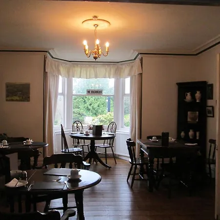 Bed & Breakfast Brooklands 3*