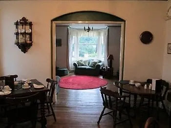 Brooklands Bed & Breakfast 3*