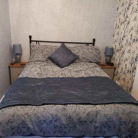 Nocleg ze śniadaniem Brooklands 3*