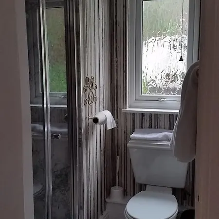 ブルックランズ ベッド・アンド・ブレックファスト 3*